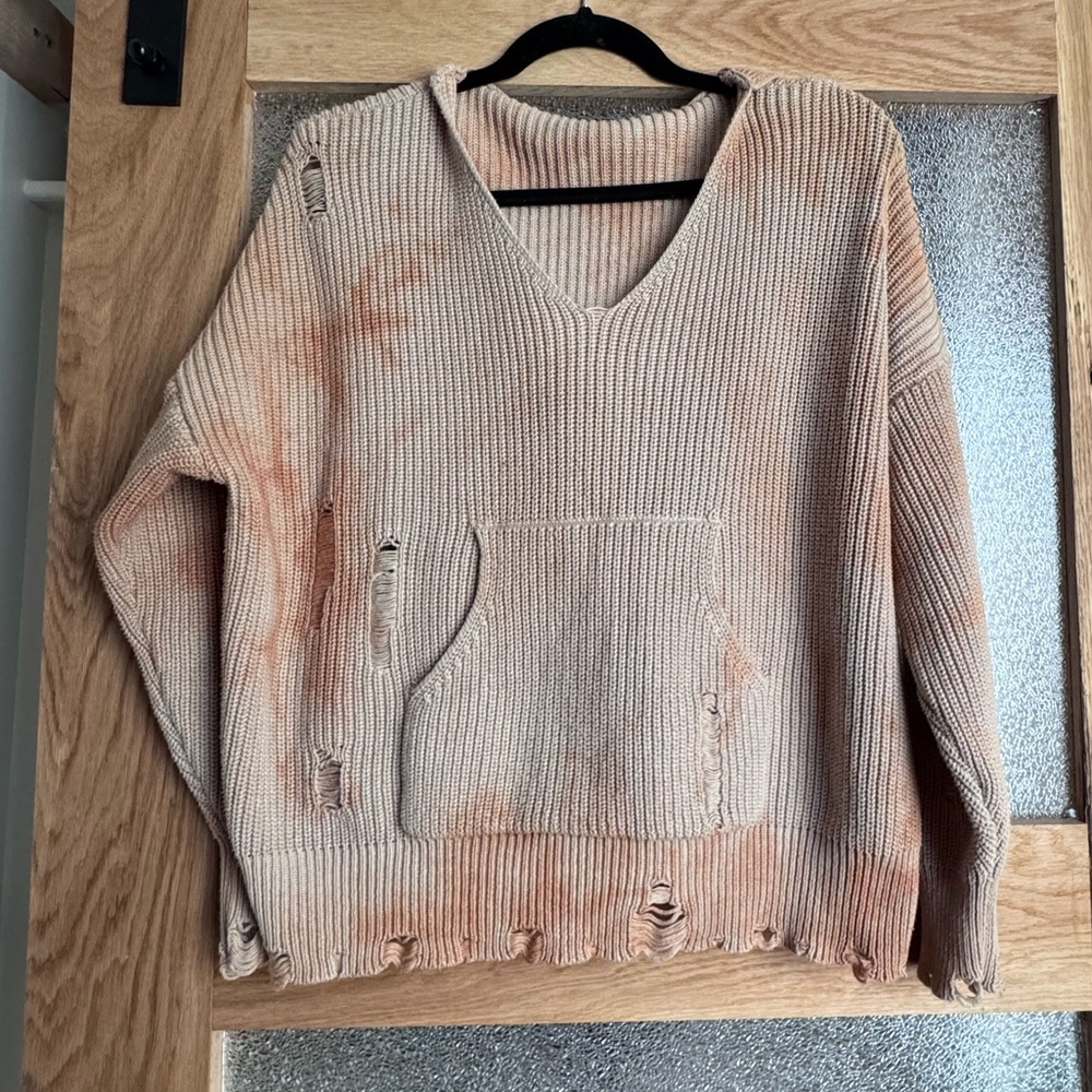 Stylish Distressed V-Neck Sweater in Beige